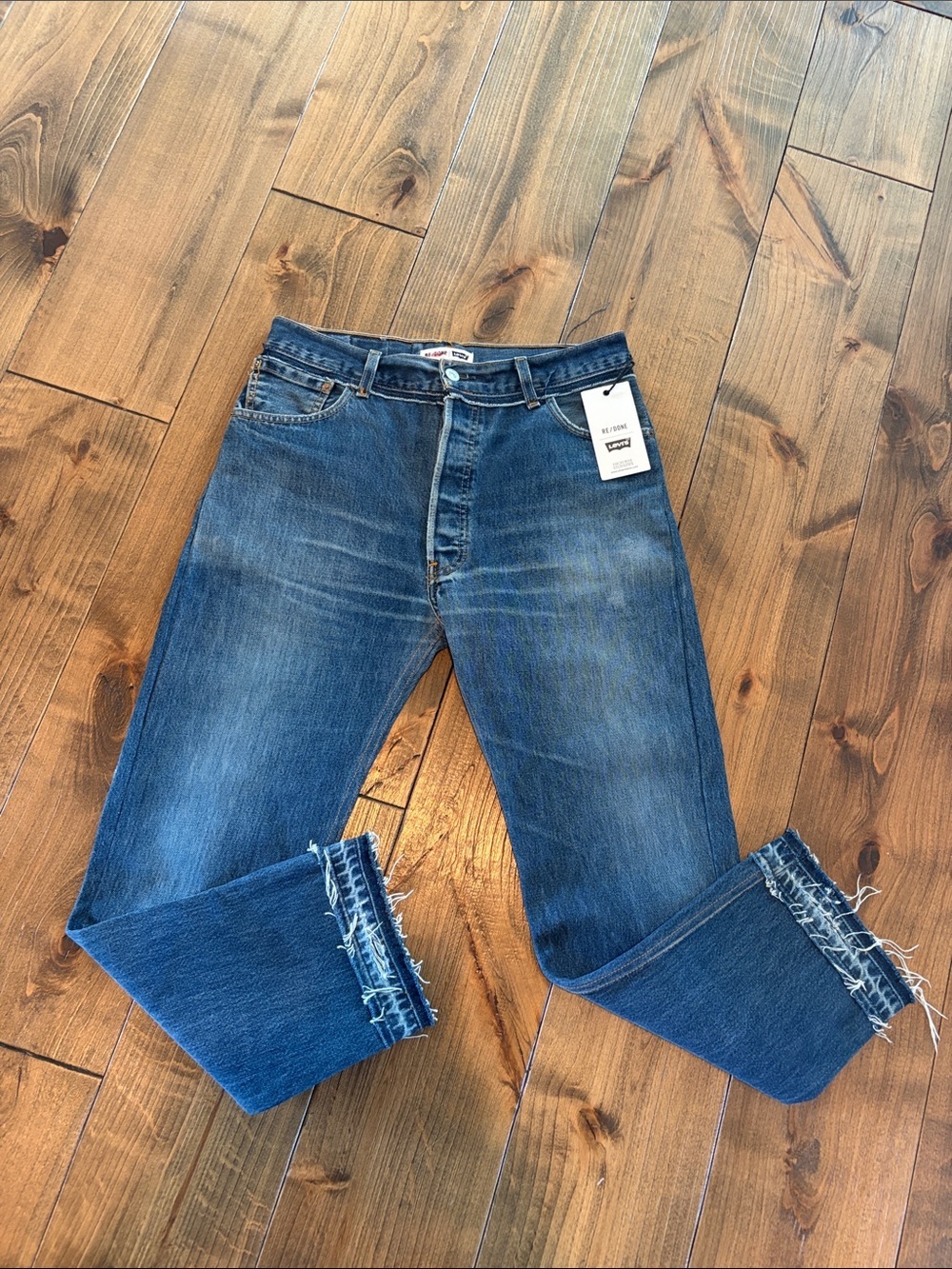 Re/Done Levi’s button fly Straight Jeans with Raw Hem